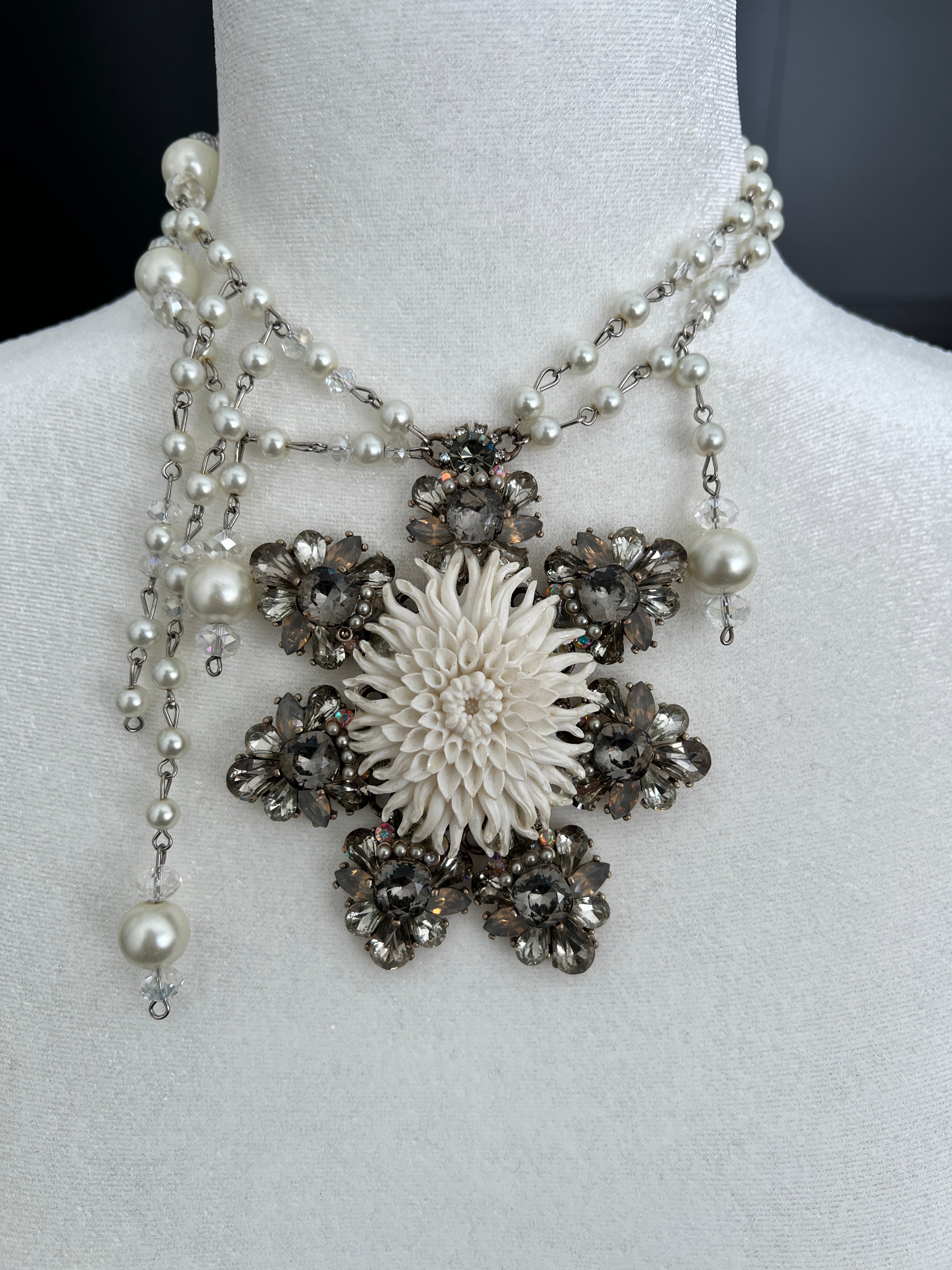 Chrysanthemum - Ceramic